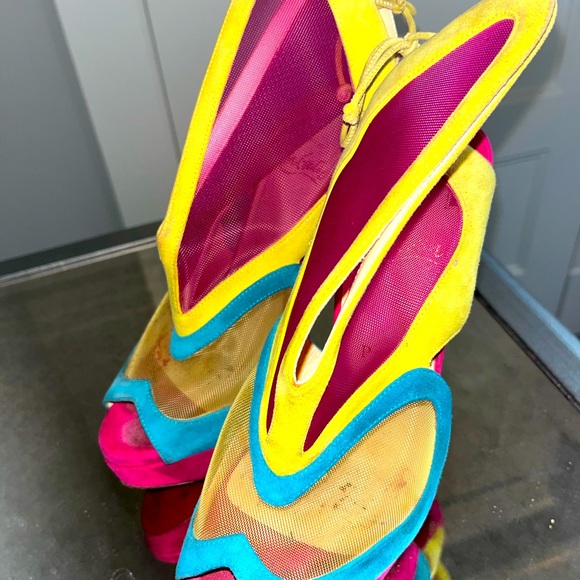 Christian Louboutin multi colored high heel peep toe show stoppers - Picture 1 of 5